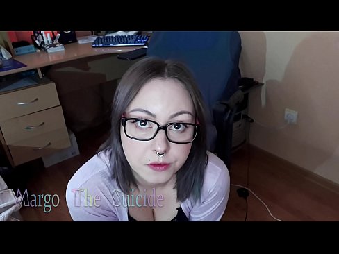 ❤️ Moza sexy con lentes chupa un consolador profundamente ante a cámara Porno casero na pornografía gl.assistirhentai.ru ❌️❤